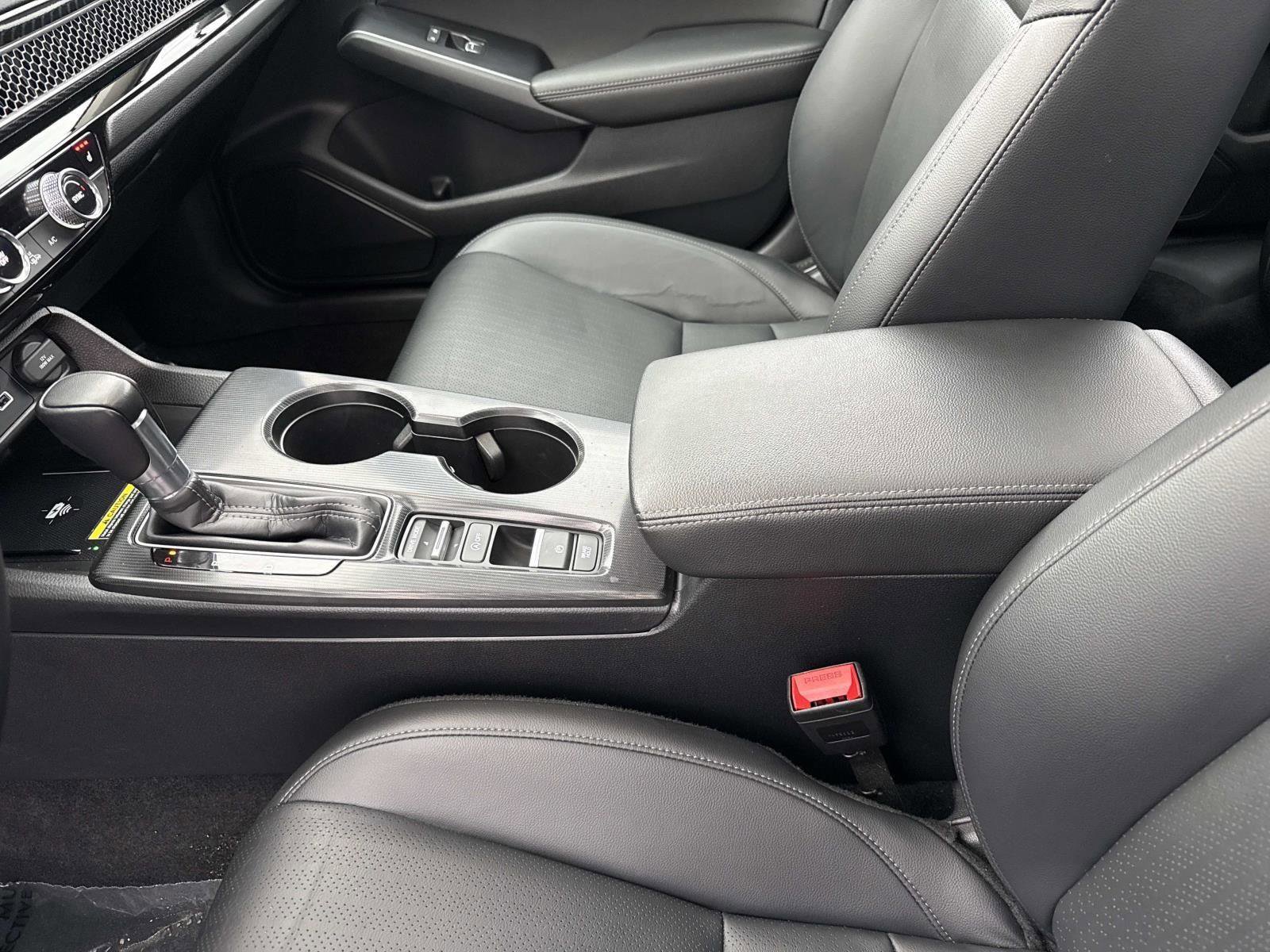 Used 2024 Honda Civic Touring image 16