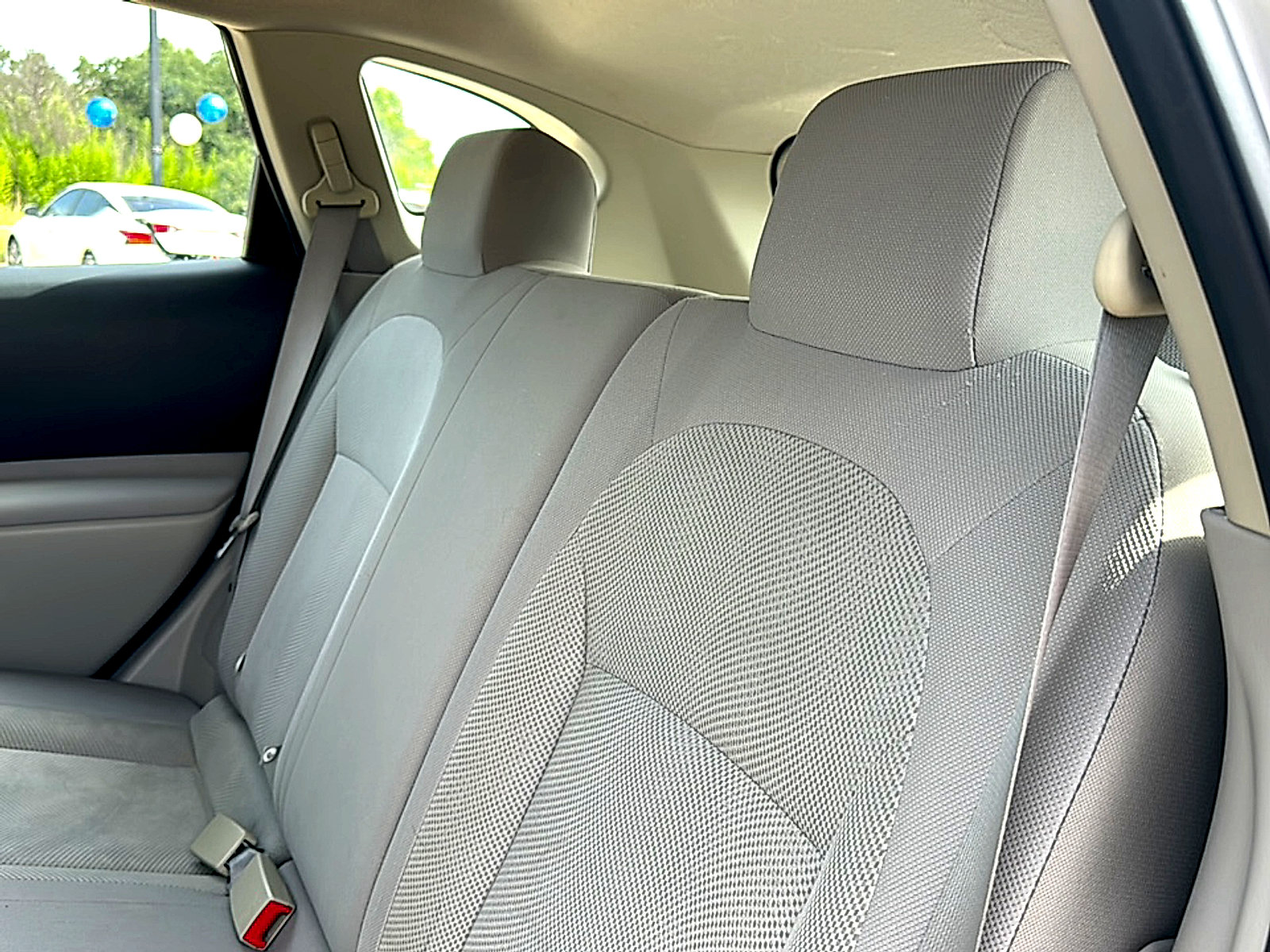Used 2013 Nissan Rogue S FWD image 19