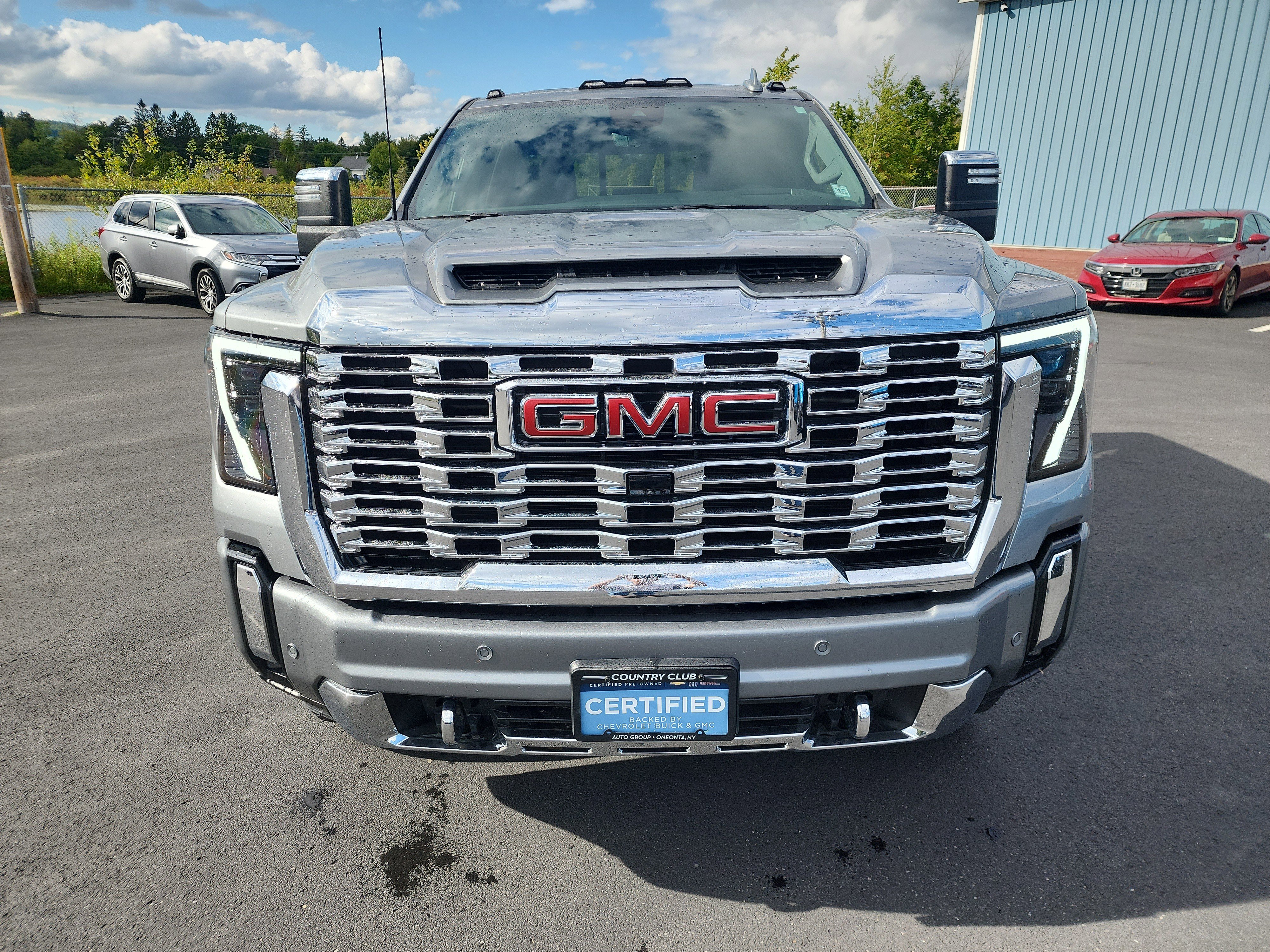 Certified 2024 GMC Sierra 2500 Denali w/ Denali Reserve Package image 3