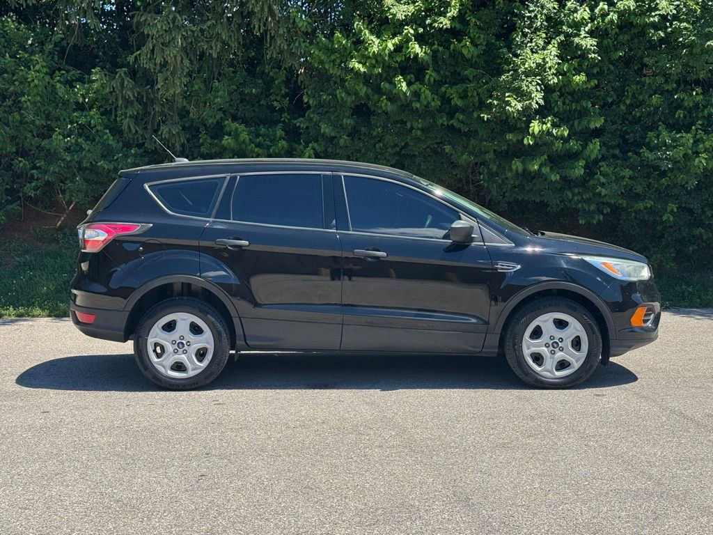 Used 2017 Ford Escape S FWD image 4
