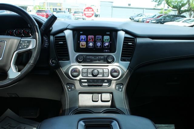 Used 2019 GMC Yukon SLT w/ Open Road Package AWD/4WD image 18