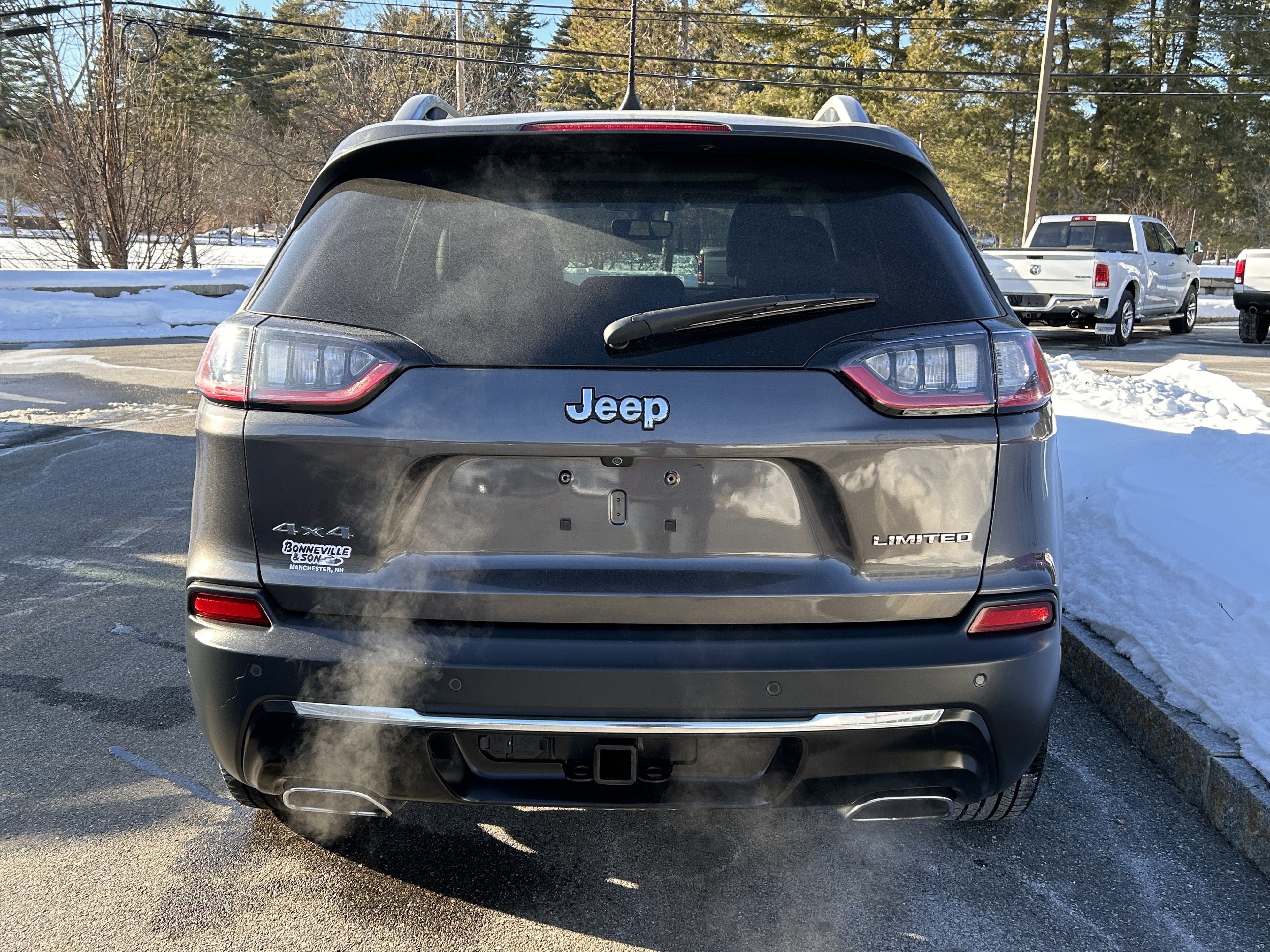Used 2019 Jeep Cherokee Limited image 8
