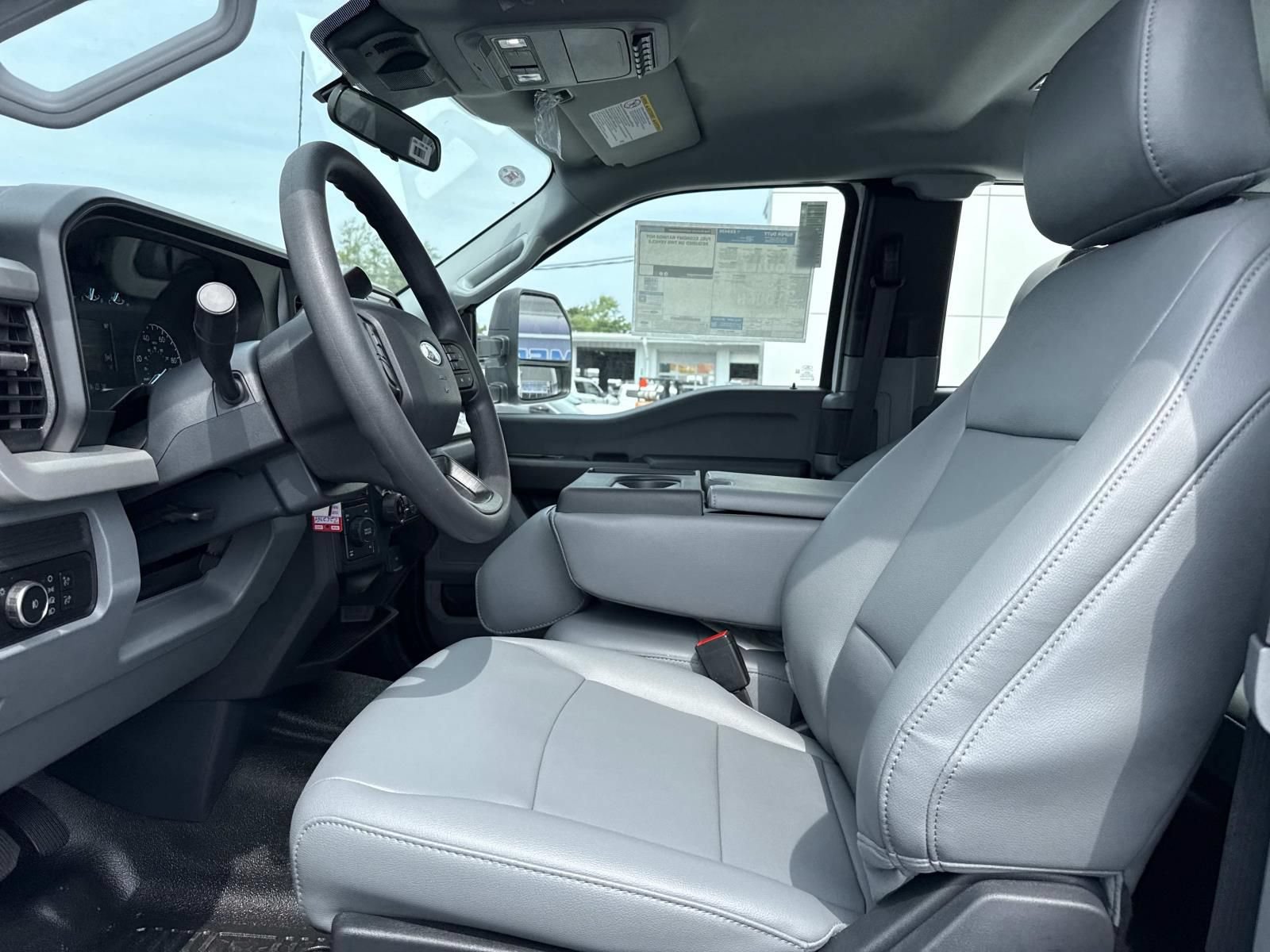 New 2026 Ford F250 XL w/ XL Chrome Package AWD/4WD image 10
