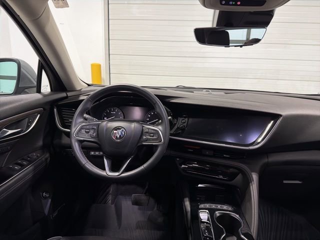 Used 2023 Buick Envision Avenir image 30