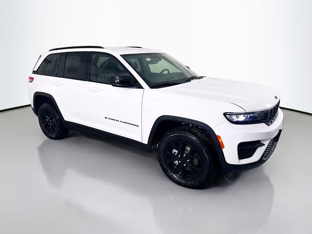 New 2025 Jeep Grand Cherokee Altitude image 1