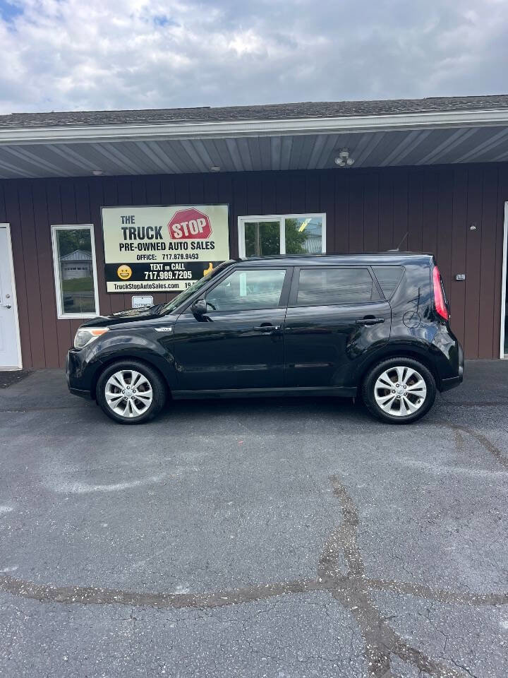 Used 2015 Kia Soul + FWD image 2