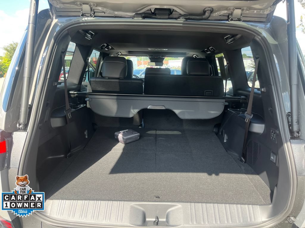 Used 2026 Lexus GX 550 w/ Cold Area Package AWD/4WD image 23