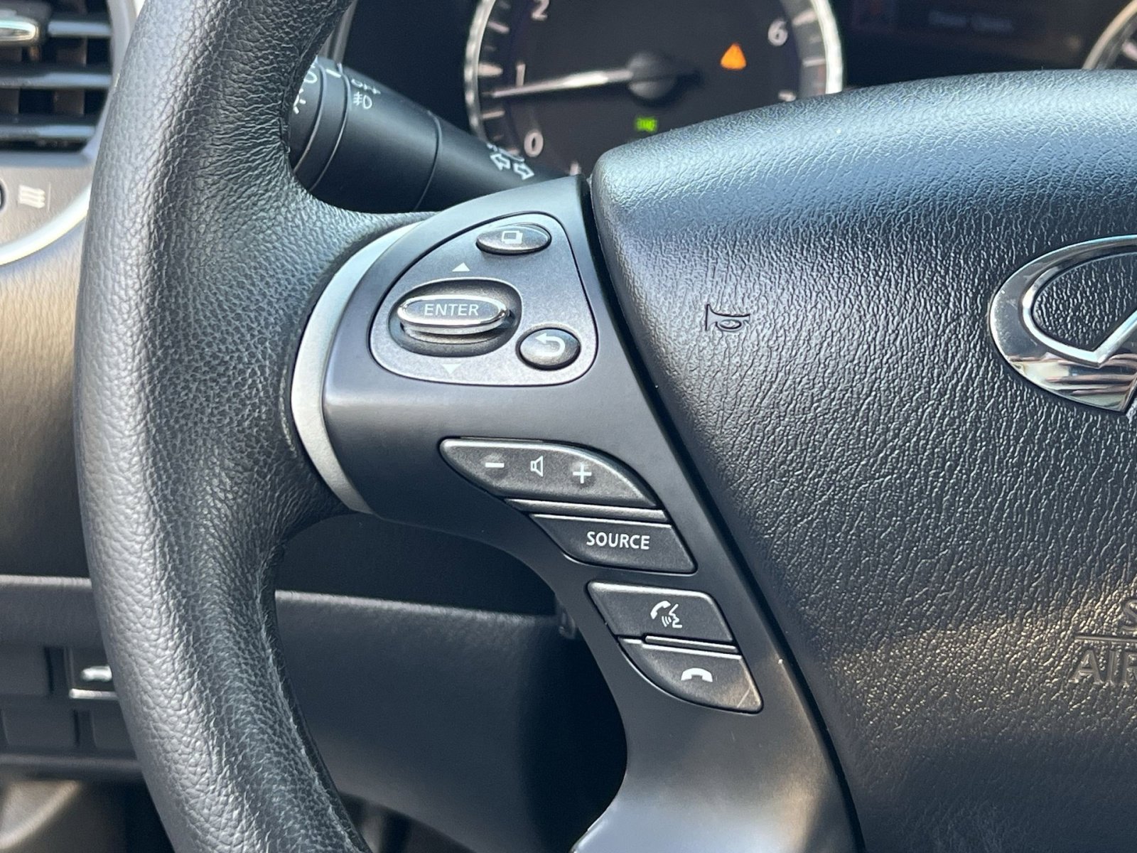 Used 2013 INFINITI JX35 AWD image 30