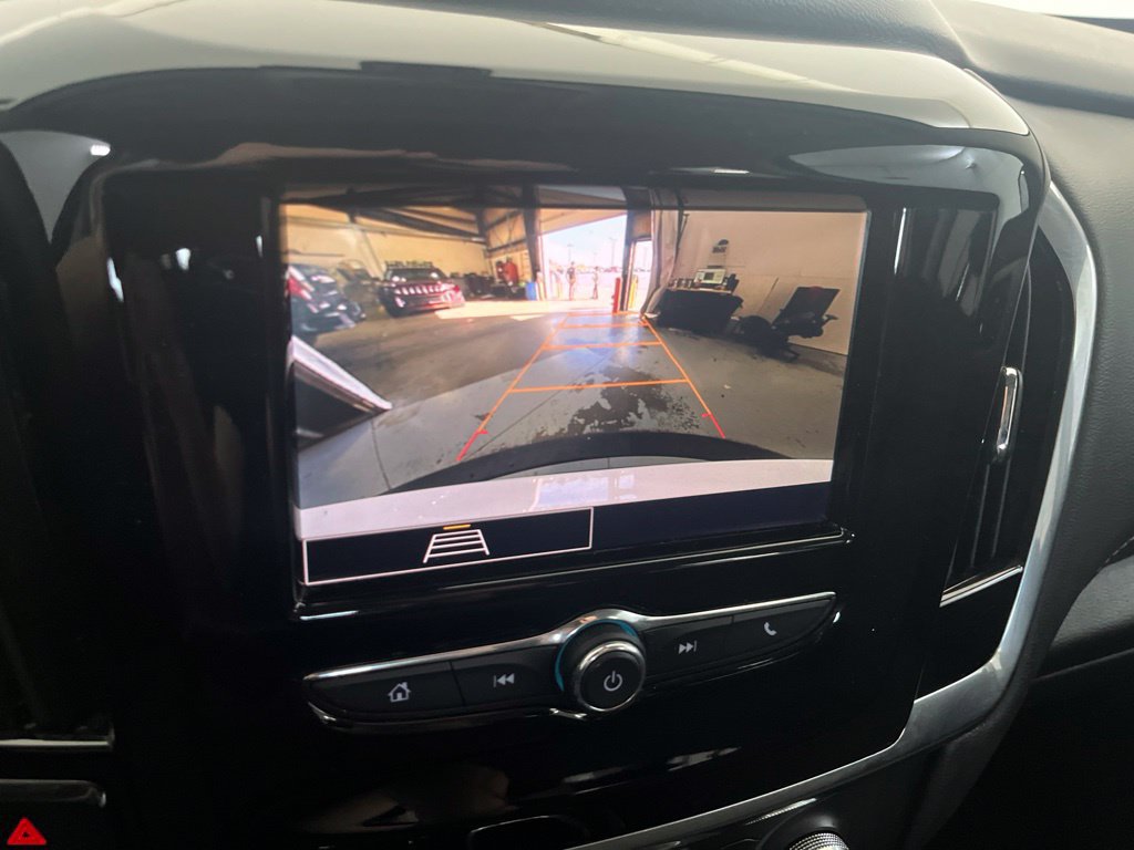 Used 2020 Chevrolet Traverse LS FWD image 67