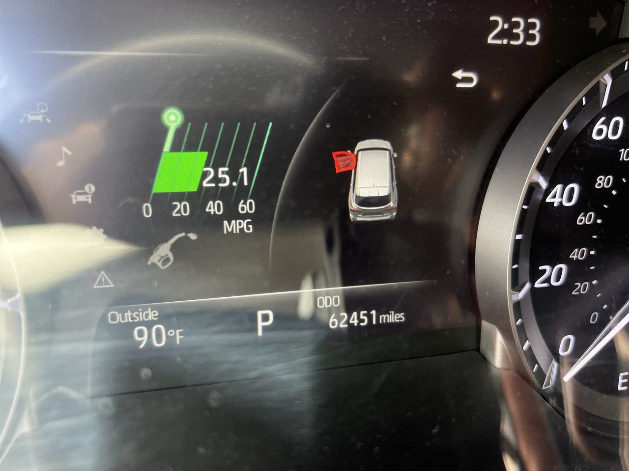 Used 2024 Toyota Highlander LE FWD image 22