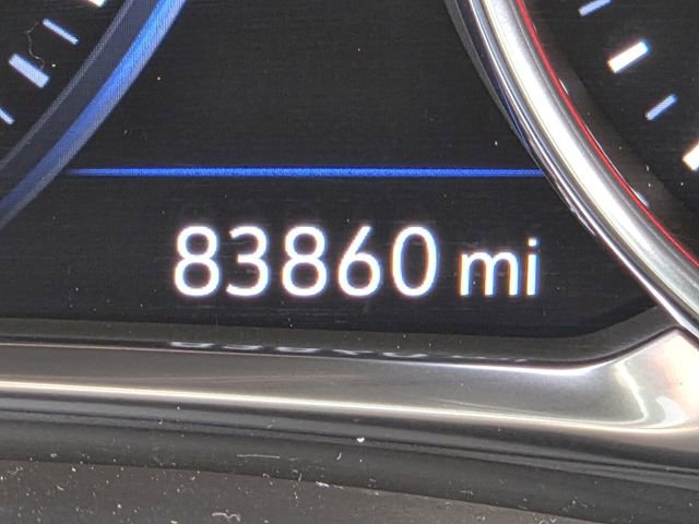 Used 2023 Chevrolet Traverse Premier FWD image 29