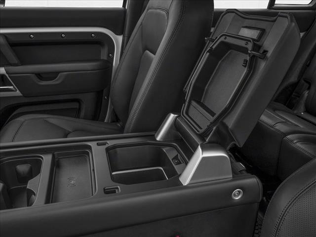 New 2025 Land Rover Defender 130 X-Dynamic SE AWD/4WD image 10
