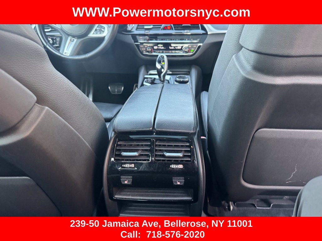 Used 2022 BMW M550i xDrive w/ Executive Package AWD/4WD image 25