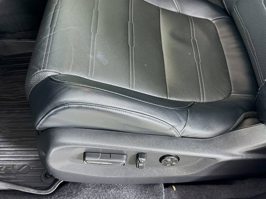 Used 2019 Honda CR-V Touring image 21