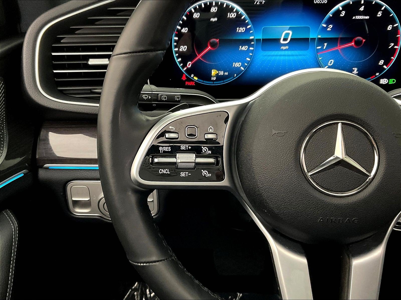 Certified 2022 Mercedes-Benz GLE 350 4MATIC image 11