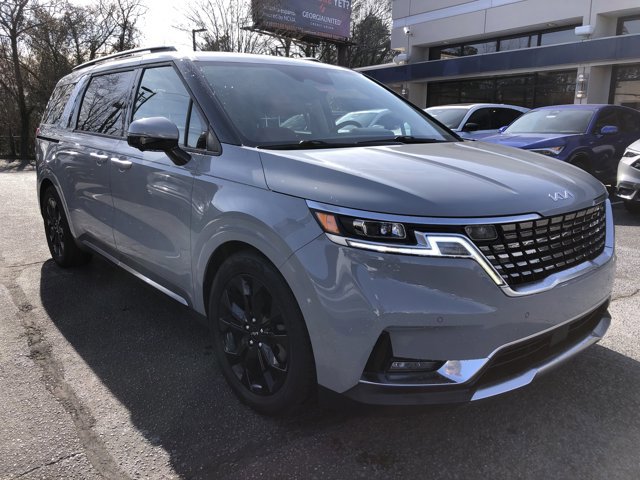 Used 2022 Kia Carnival SX Prestige image 7