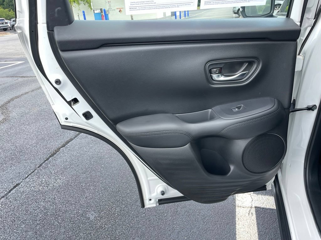 Certified 2025 Honda HR-V LX image 38
