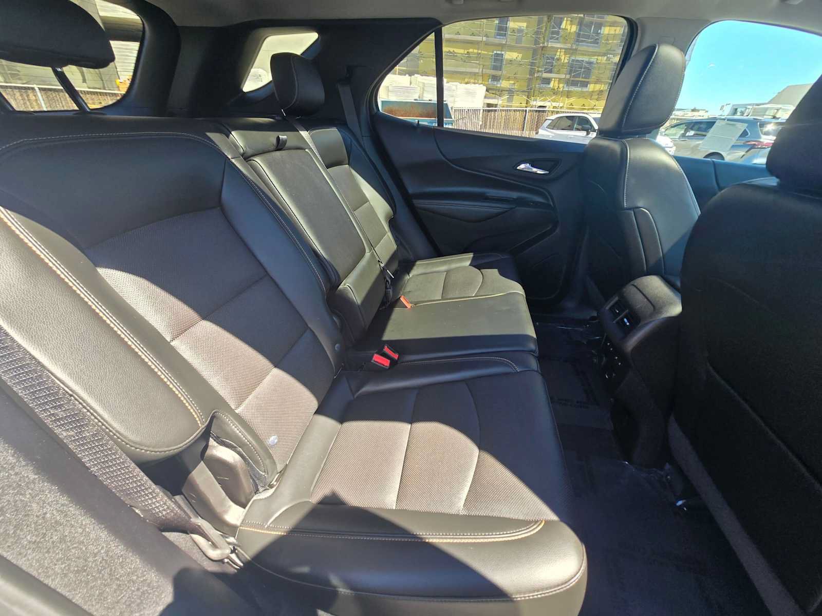 Used 2018 Chevrolet Equinox Premier AWD/4WD image 12