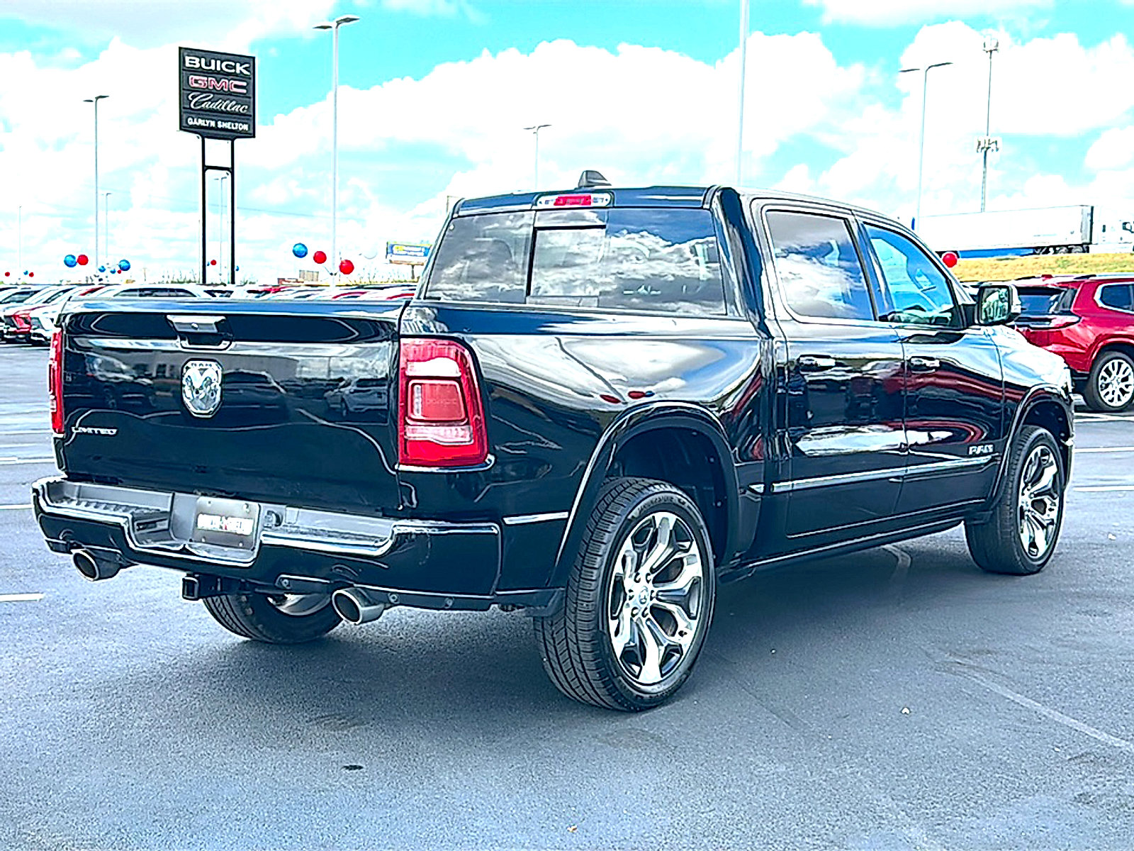 Used 2019 RAM 1500 Limited RWD image 8