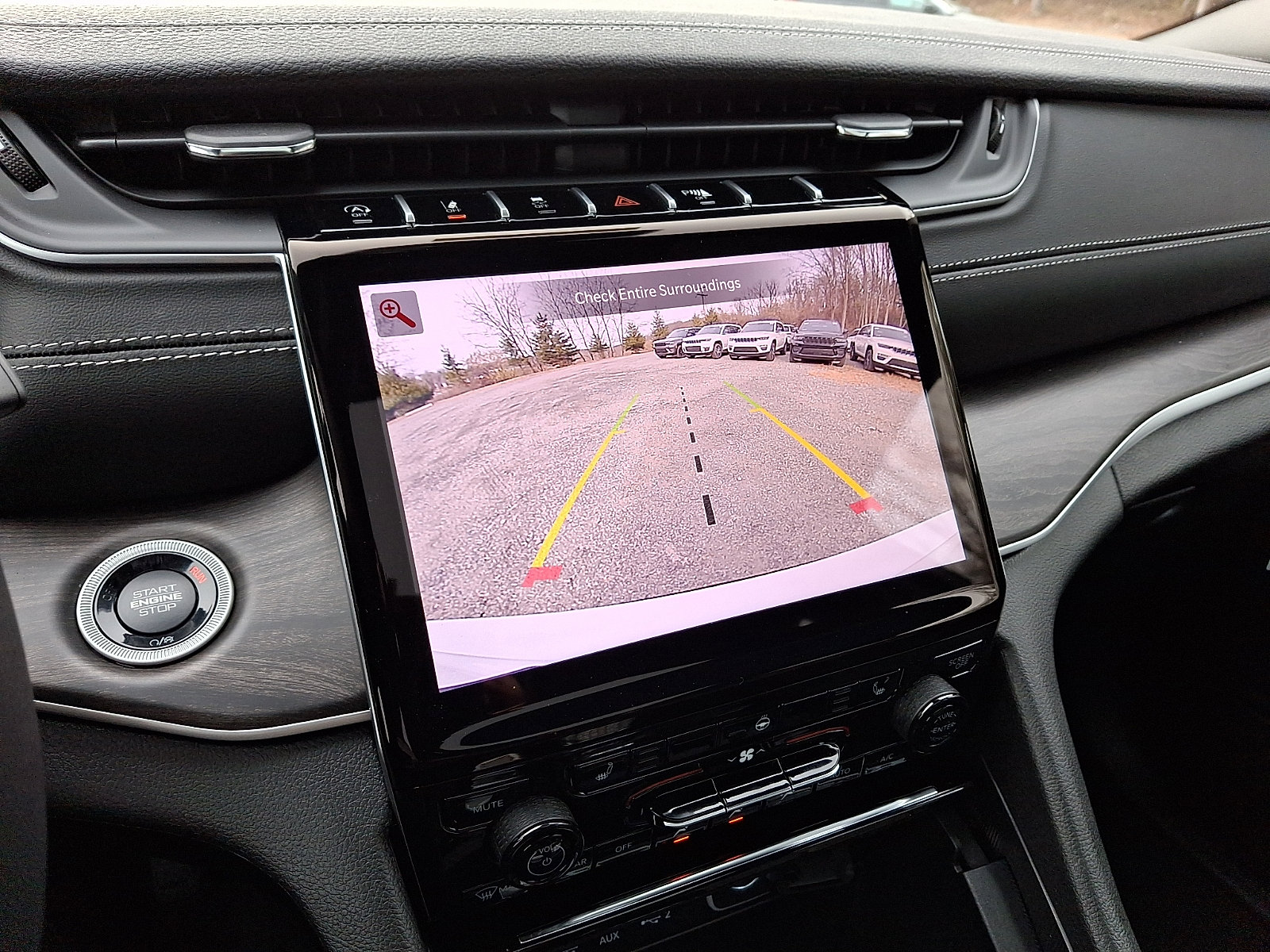 New 2025 Jeep Grand Cherokee L Limited image 14