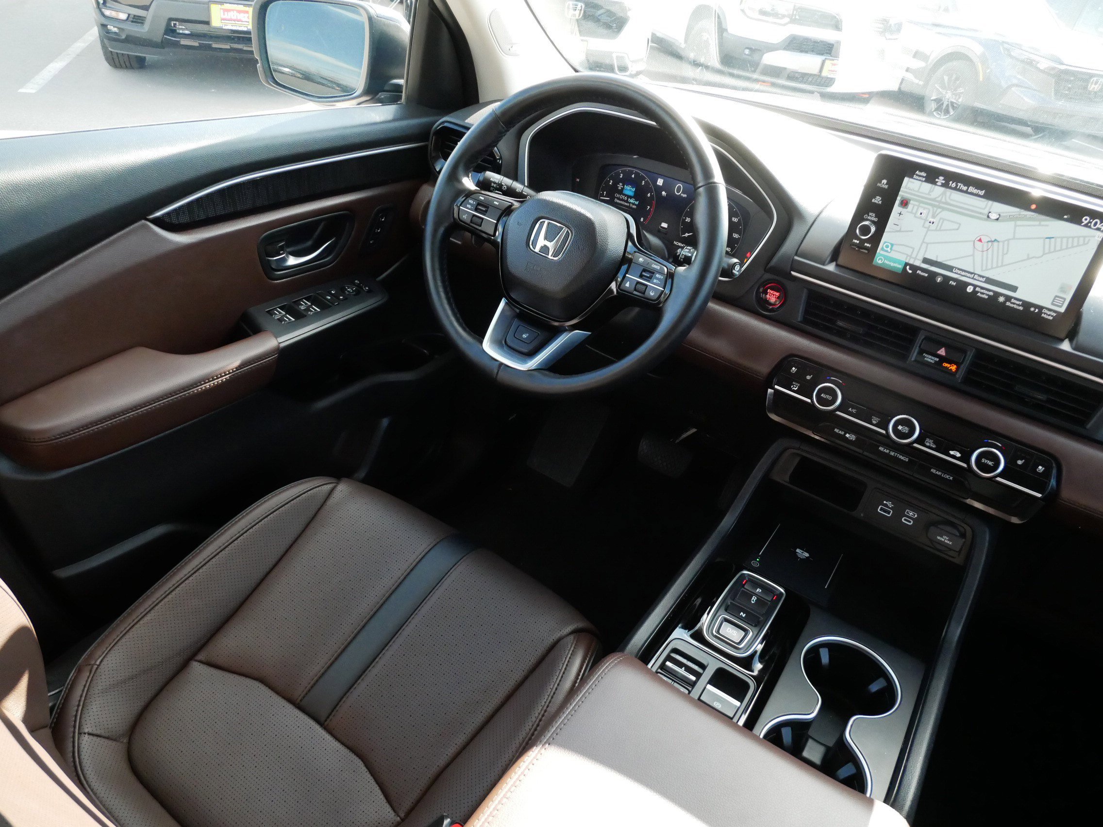 Certified 2024 Honda Pilot Elite image 9