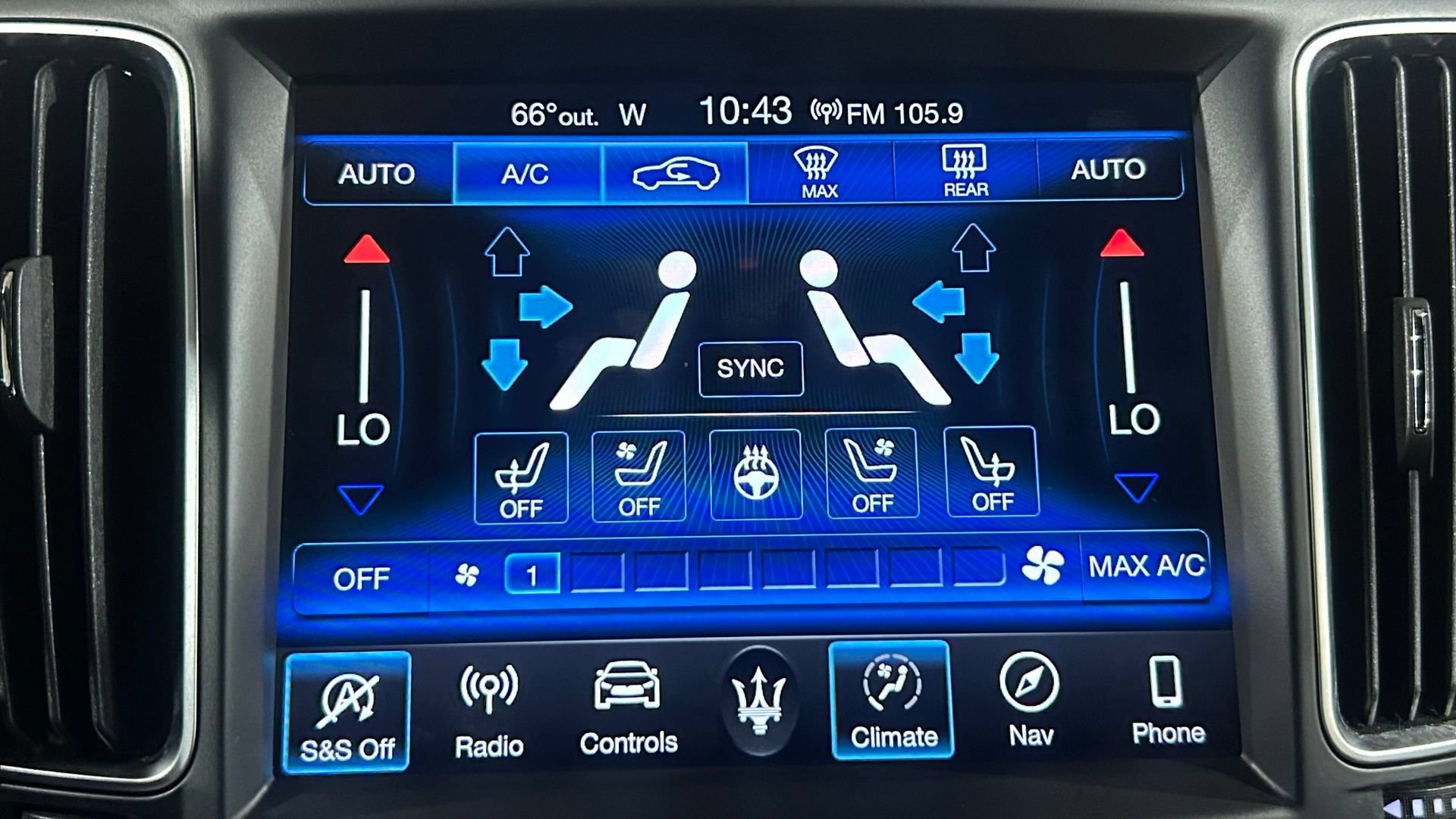 Used 2019 Maserati Levante GranLusso AWD/4WD image 83