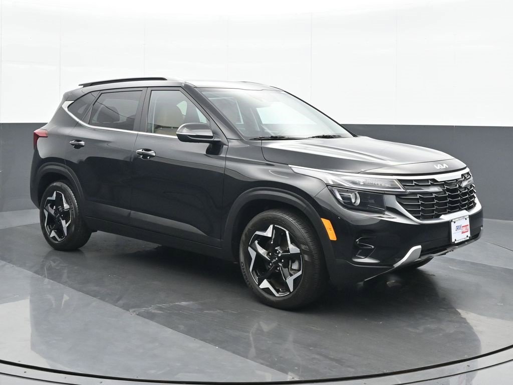Used 2024 Kia Seltos EX image 9