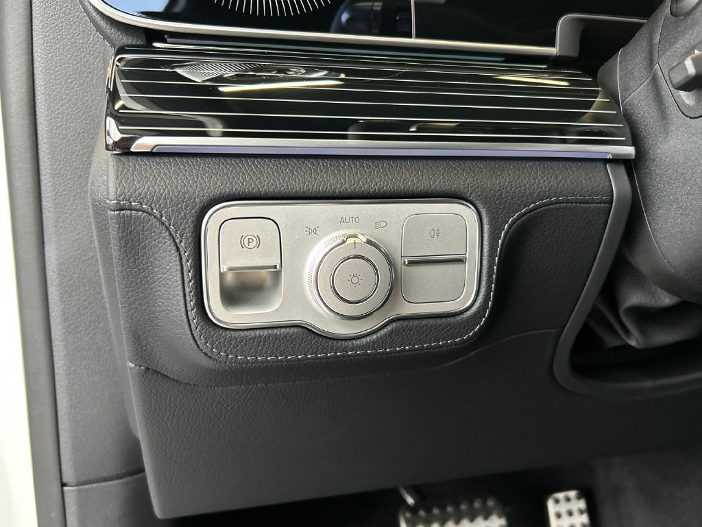 New 2027 Mercedes-Benz GLS 450 4MATIC image 8