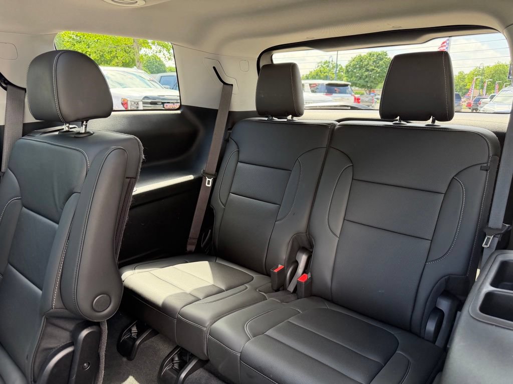 Certified 2023 GMC Acadia SLT w/ Elevation Edition FWD image 15
