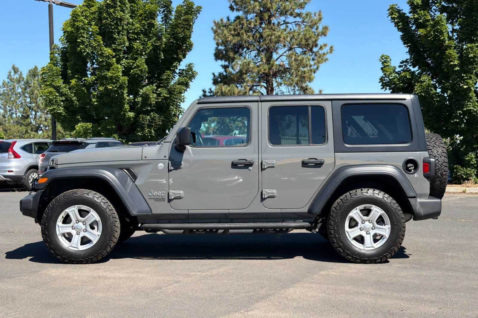 Used 2020 Jeep Wrangler Unlimited Sport S AWD/4WD image 5