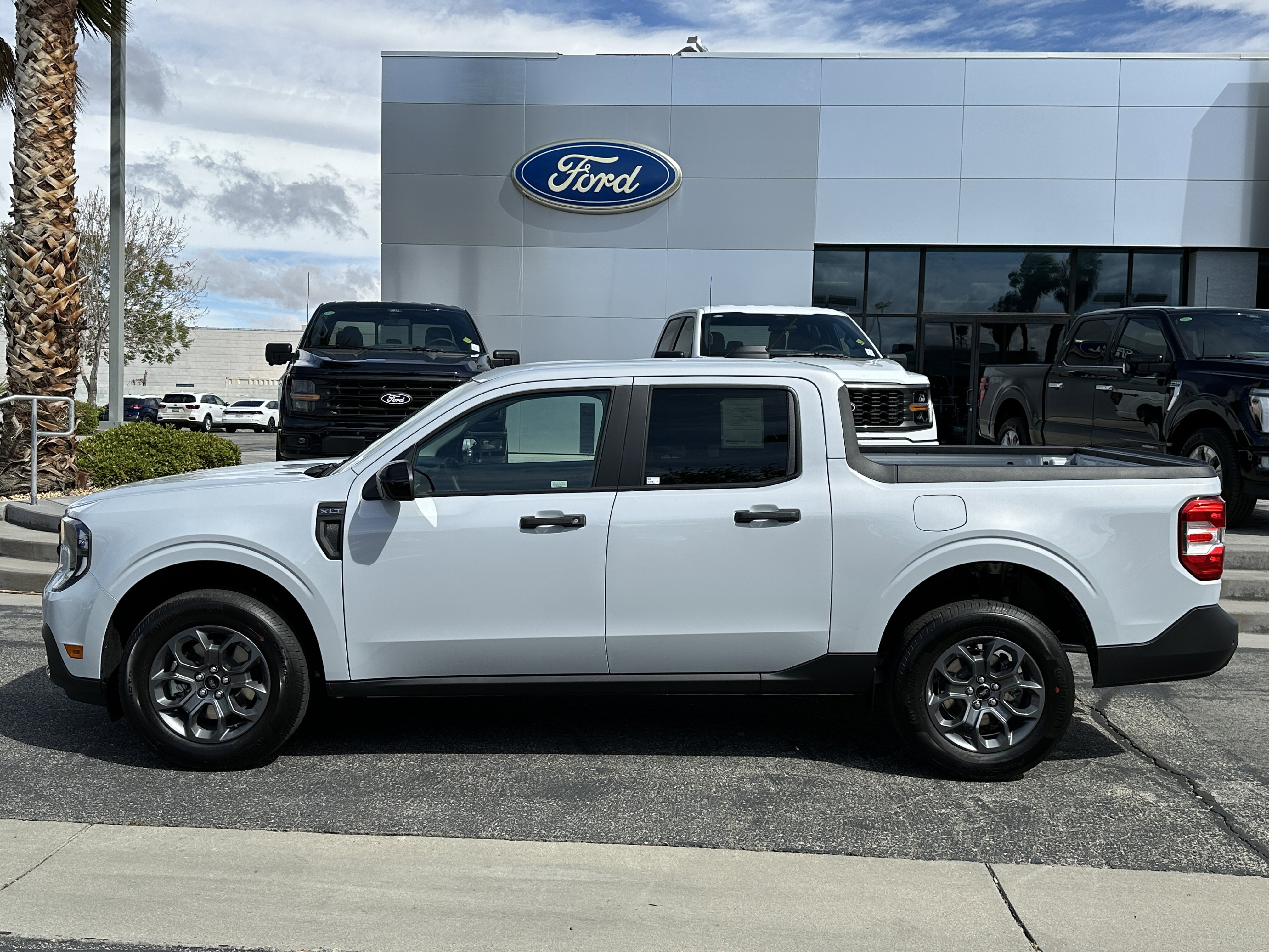 New 2026 Ford Maverick XLT image 3