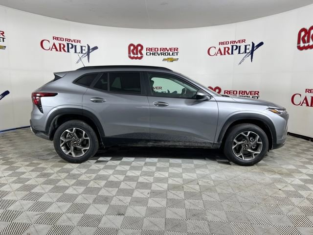 New 2026 Chevrolet Trax LT w/ Driver Confidence Package image 8