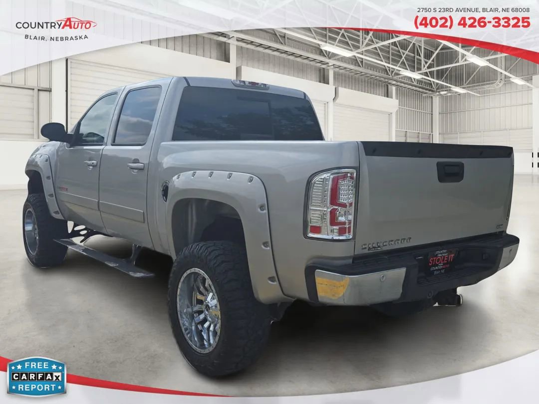 Used 2008 Chevrolet Silverado 1500 LTZ w/ Max Trailering Pack image 3