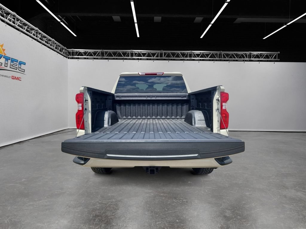 New 2026 Chevrolet Silverado 1500 Custom w/ Turbomax Blackout Package AWD/4WD image 23