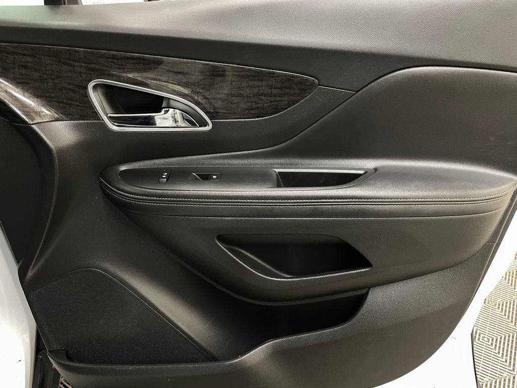 Used 2016 Buick Encore FWD image 35