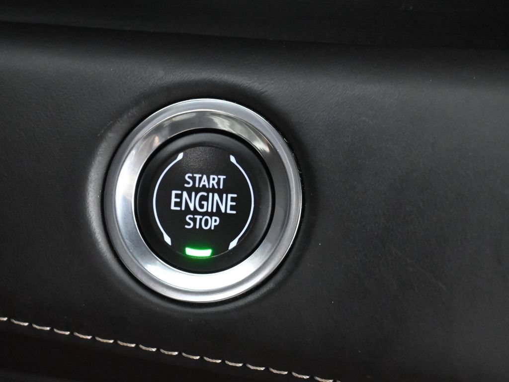 Used 2023 Cadillac Escalade V AWD/4WD image 45