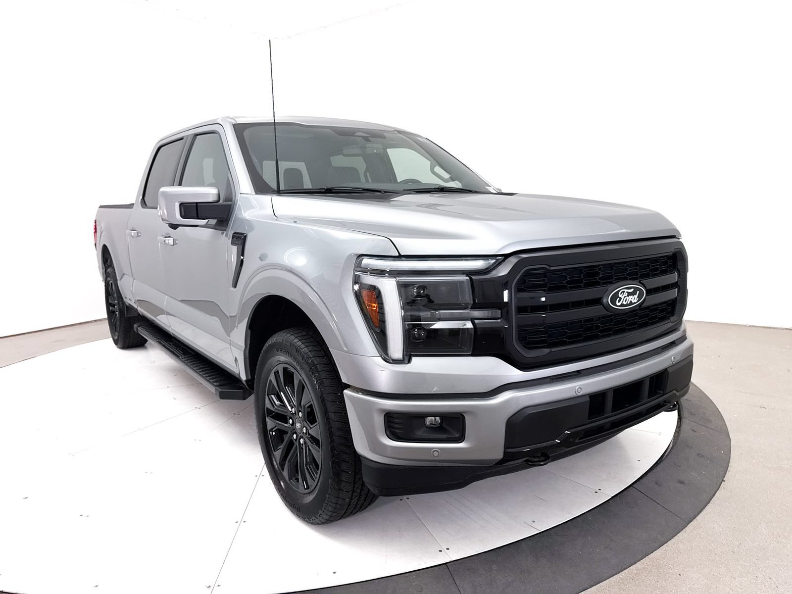 Used 2025 Ford F150 Lariat AWD/4WD image 14