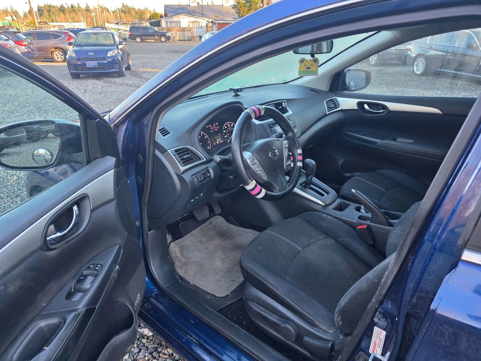 Used 2016 Nissan Sentra S image 9