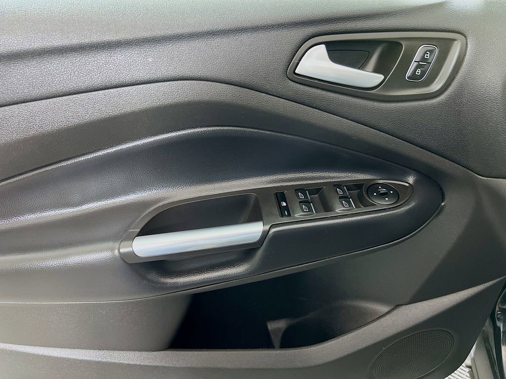 Certified 2019 Ford Escape SE AWD/4WD image 22