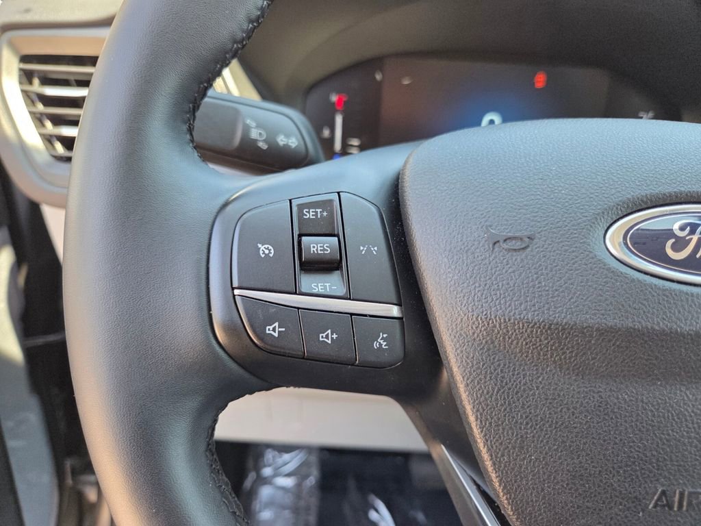 Used 2024 Ford Escape Active image 27