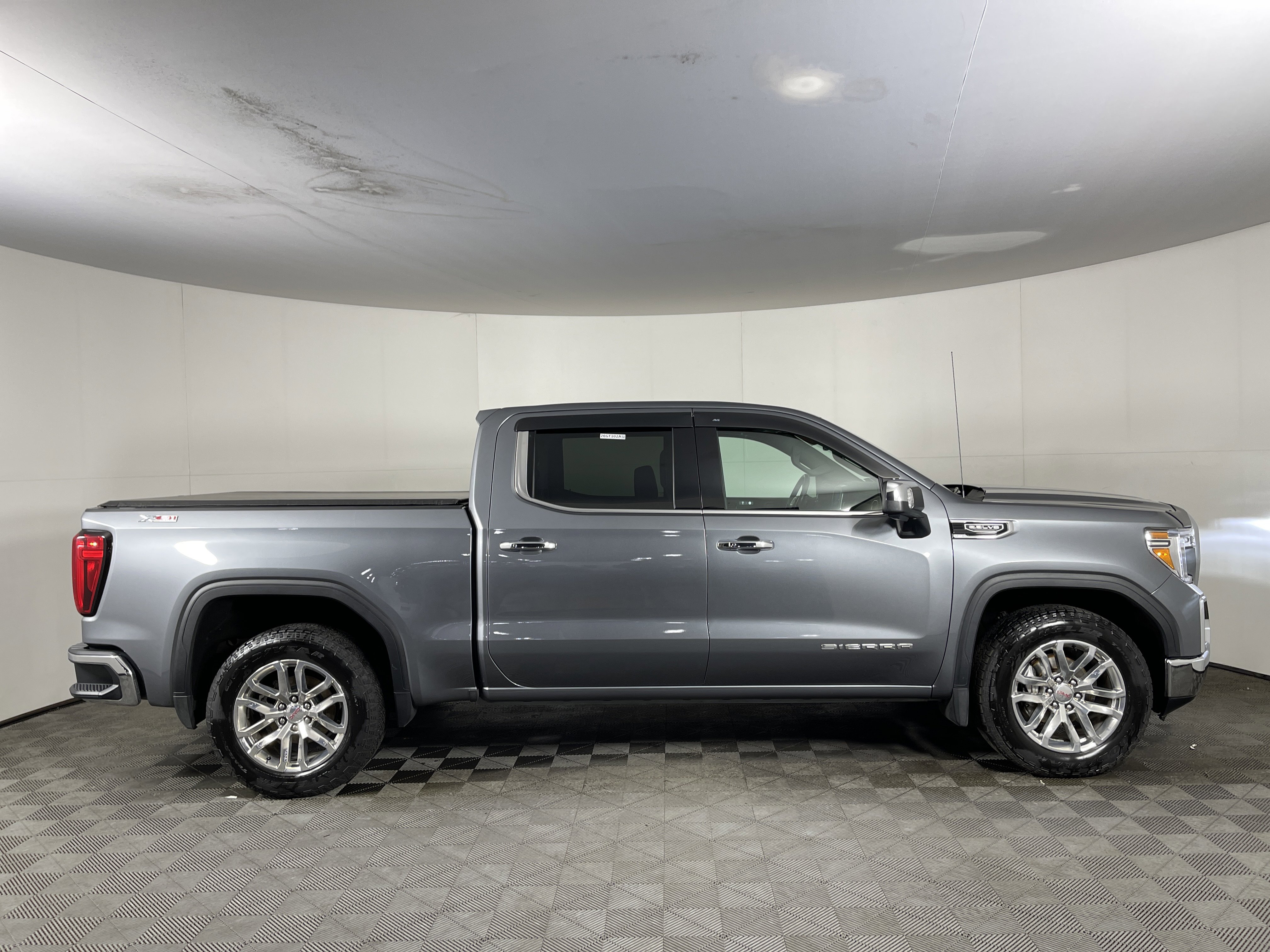 Used 2019 GMC Sierra 1500 SLT w/ SLT Premium Plus Package image 5