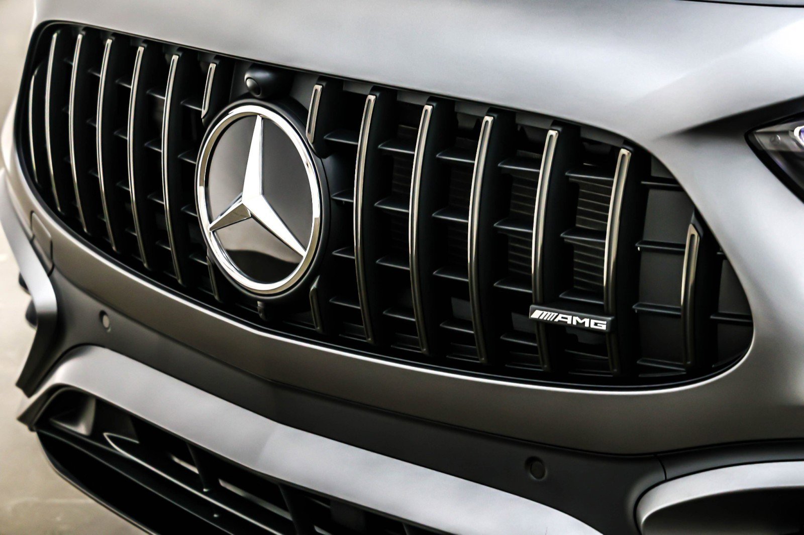 New 2026 Mercedes-Benz GLA 35 AMG 4MATIC image 13