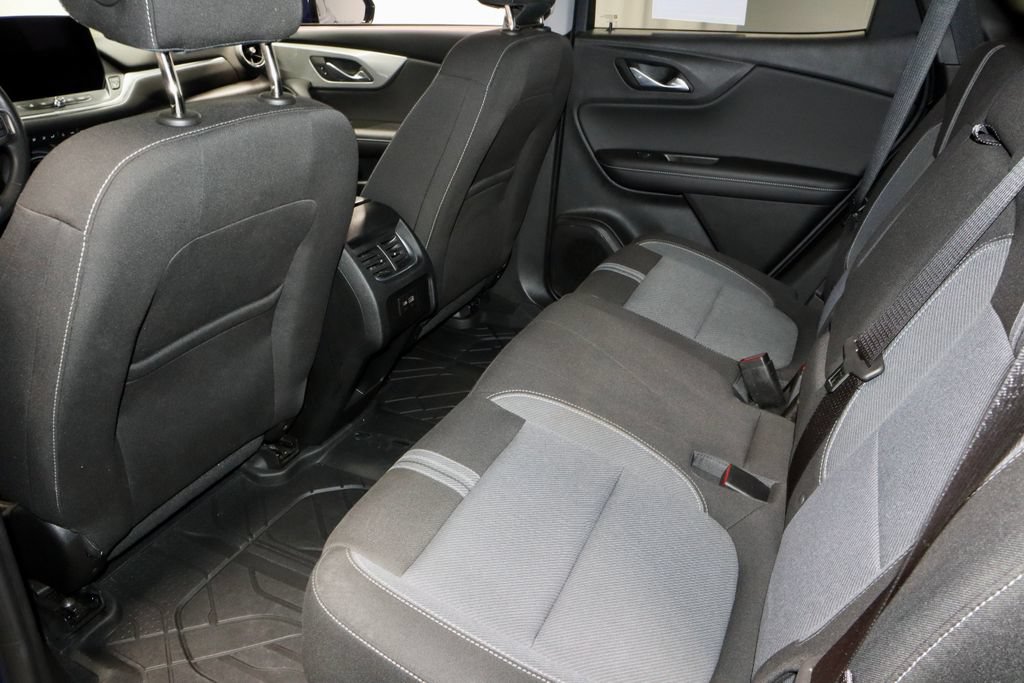 Used 2023 Chevrolet Blazer LT w/ LPO, Floor Liner Package FWD image 20