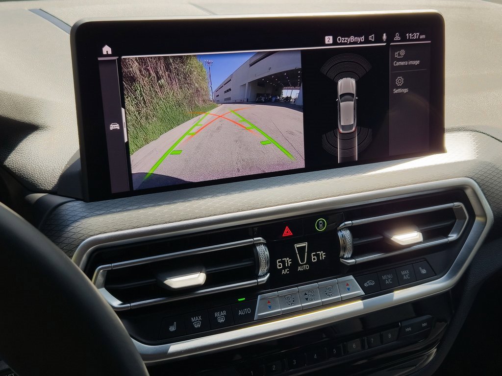 Used 2024 BMW X4 xDrive30i w/ Premium Package image 17