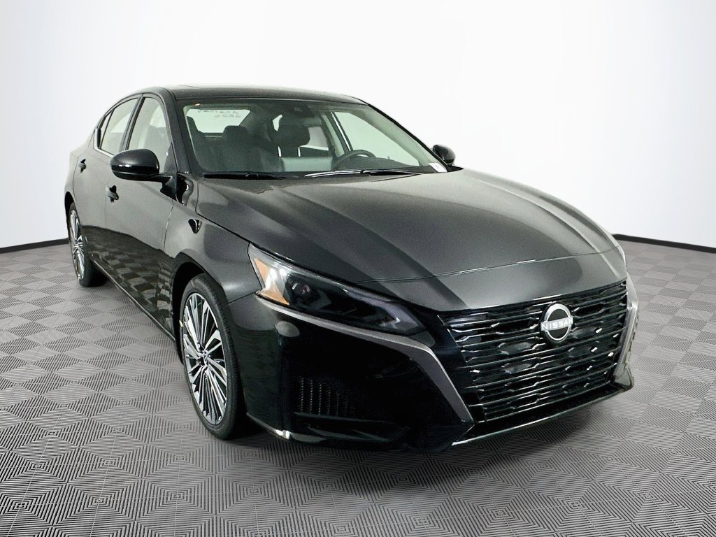 New 2026 Nissan Altima 2.5 SV w/ SV Premium Package FWD 360° Tour