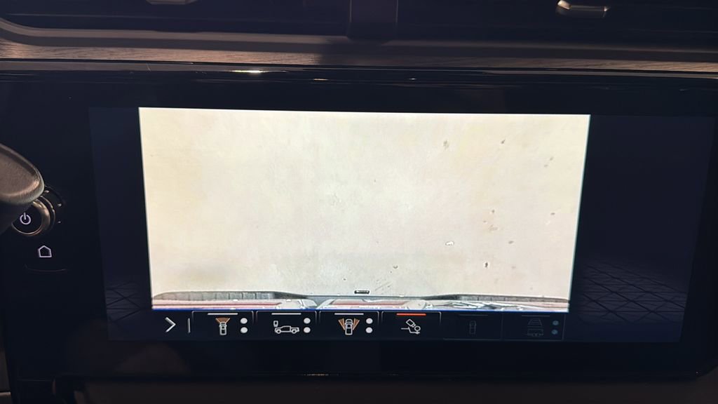 Used 2024 GMC Sierra 2500 AT4 w/ AT4 Premium Plus Package image 45