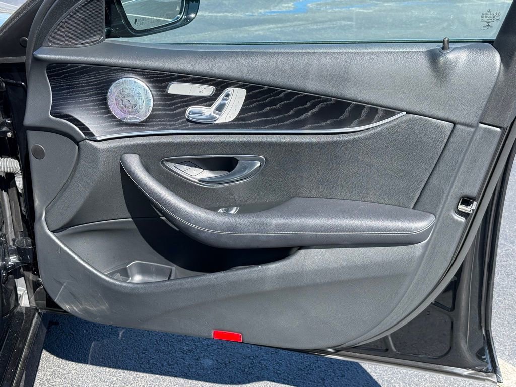 Used 2020 Mercedes-Benz E 350 Sedan image 38