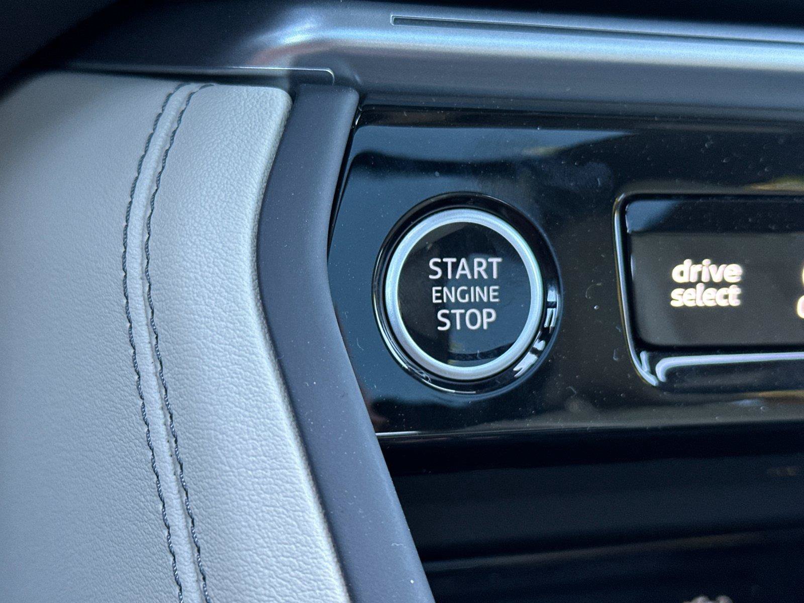 Certified 2025 Audi Q5 Premium AWD/4WD image 23