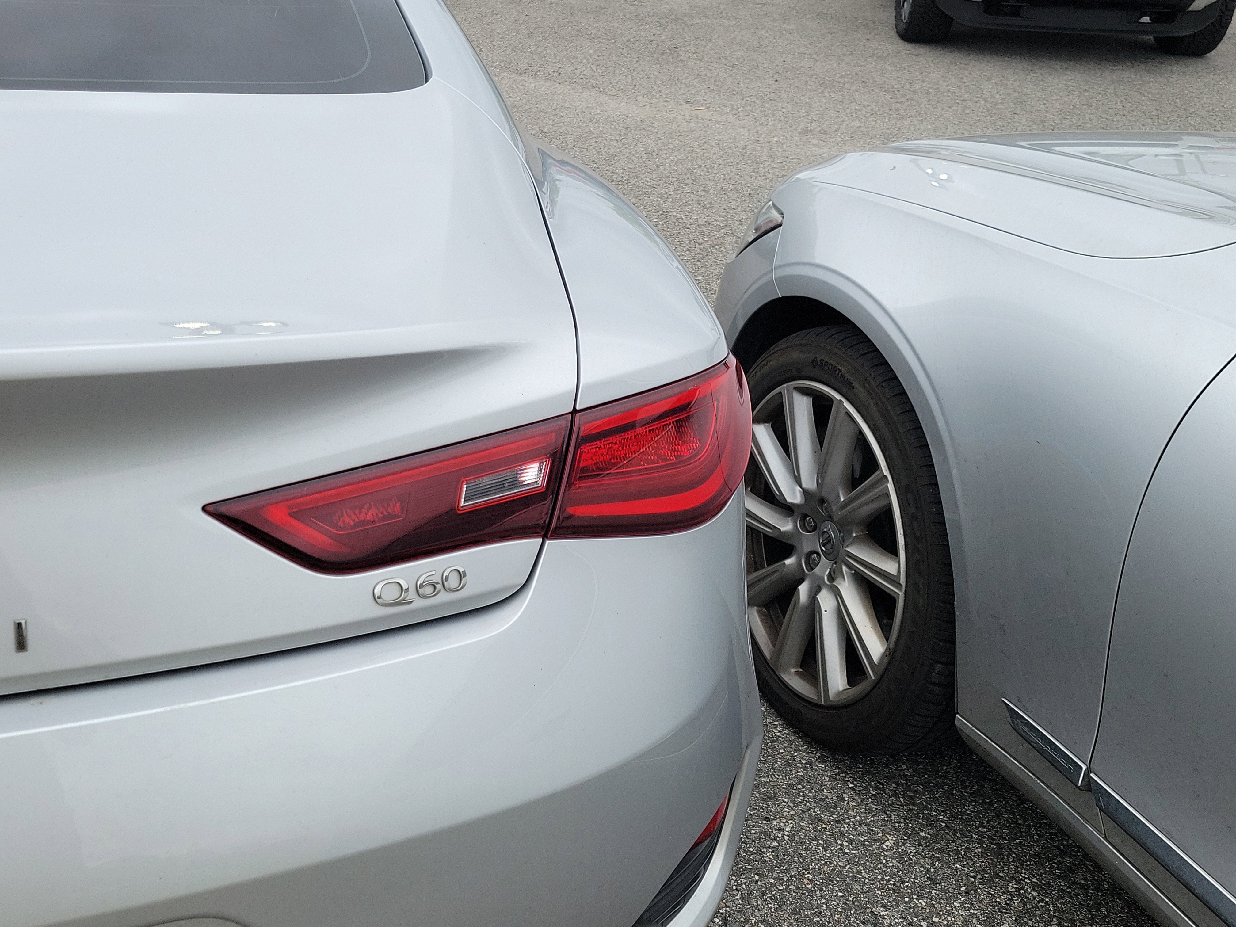 Used 2020 INFINITI Q60 3.0t Luxe AWD/4WD image 18