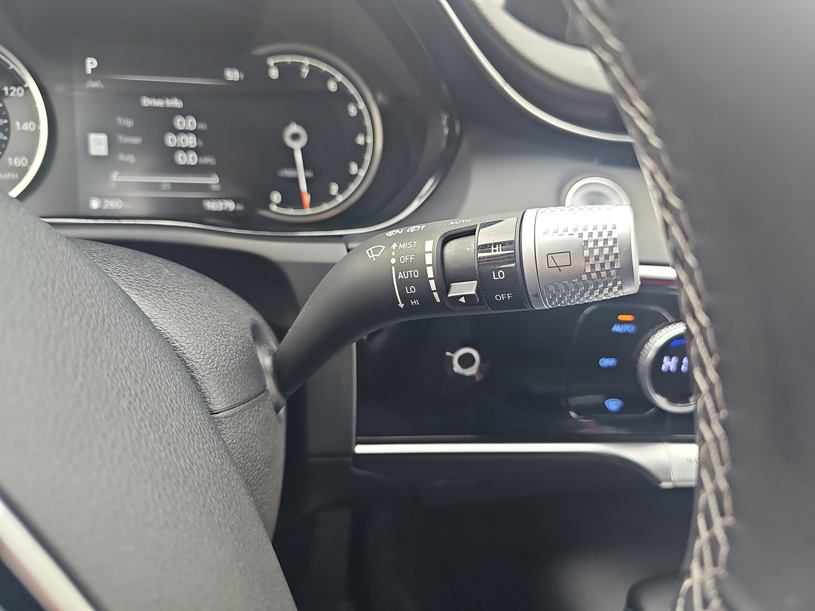 Used 2022 Genesis GV70 2.5T w/ Advanced Package image 23